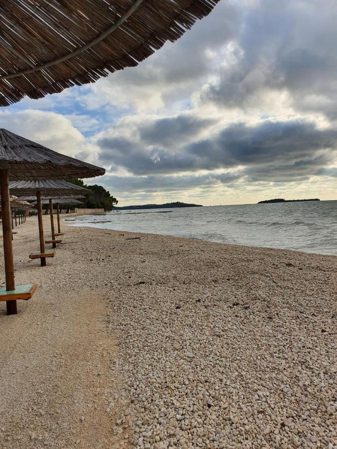 Apartmani Krajnovic Fažana Buitenkant foto