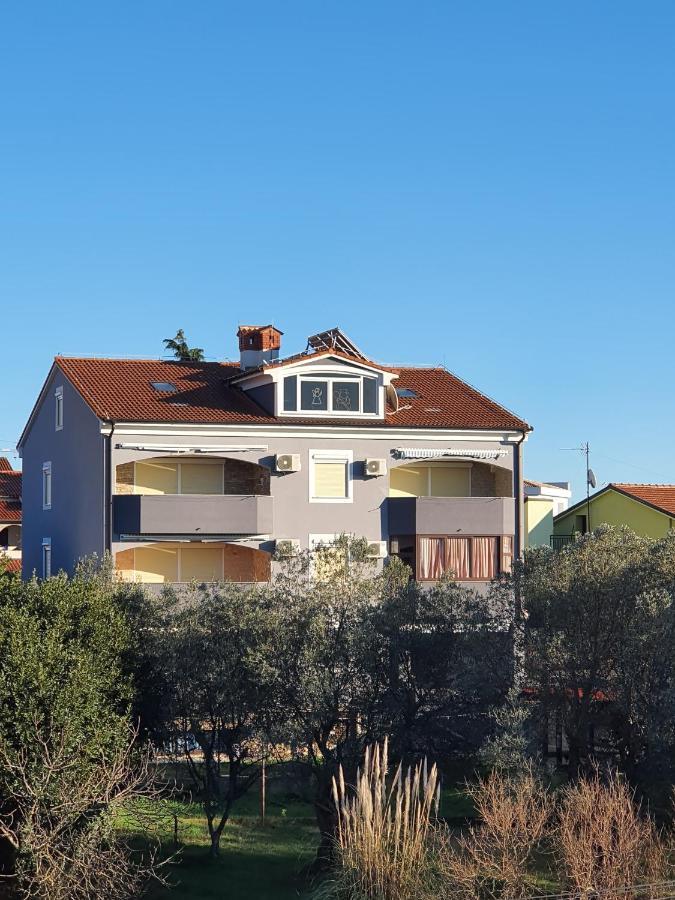 Apartmani Krajnovic Fažana Buitenkant foto