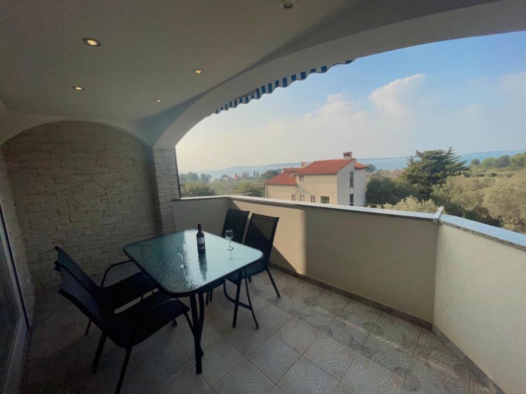 Apartmani Krajnovic Fažana Buitenkant foto