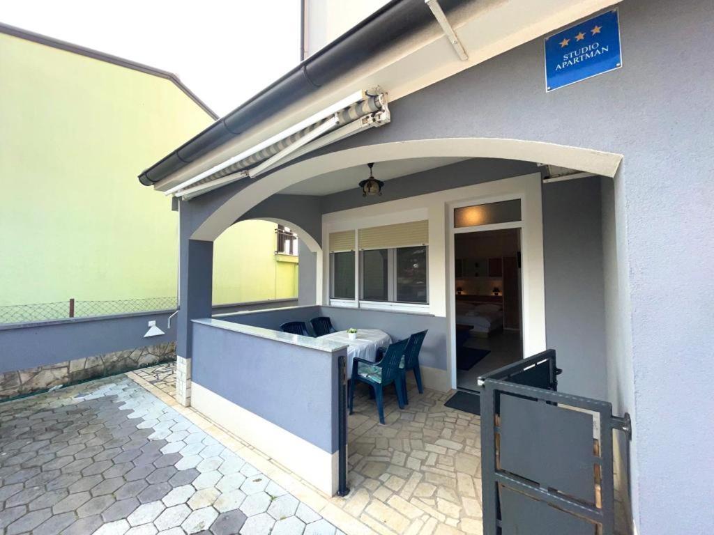 Apartmani Krajnovic Fažana Buitenkant foto