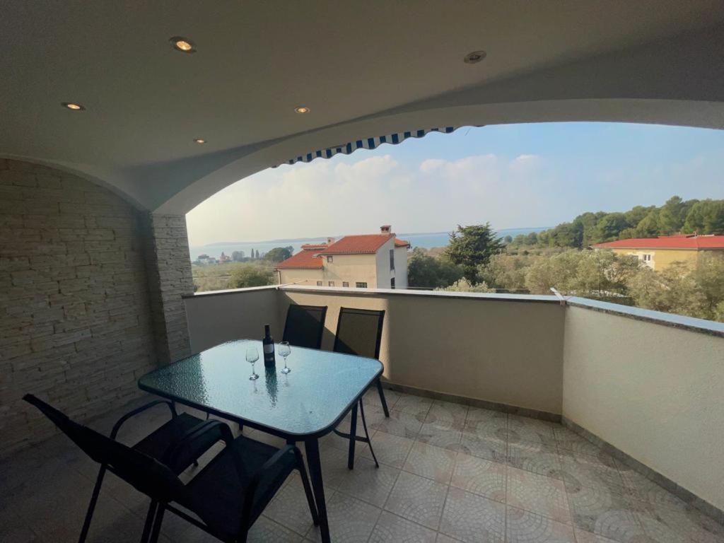 Apartmani Krajnovic Fažana Buitenkant foto