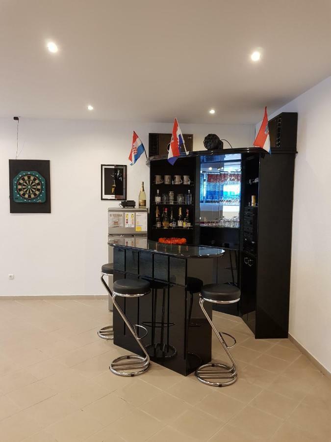 Apartmani Krajnovic Fažana Buitenkant foto