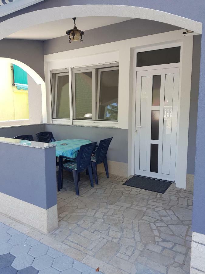 Apartmani Krajnovic Fažana Buitenkant foto